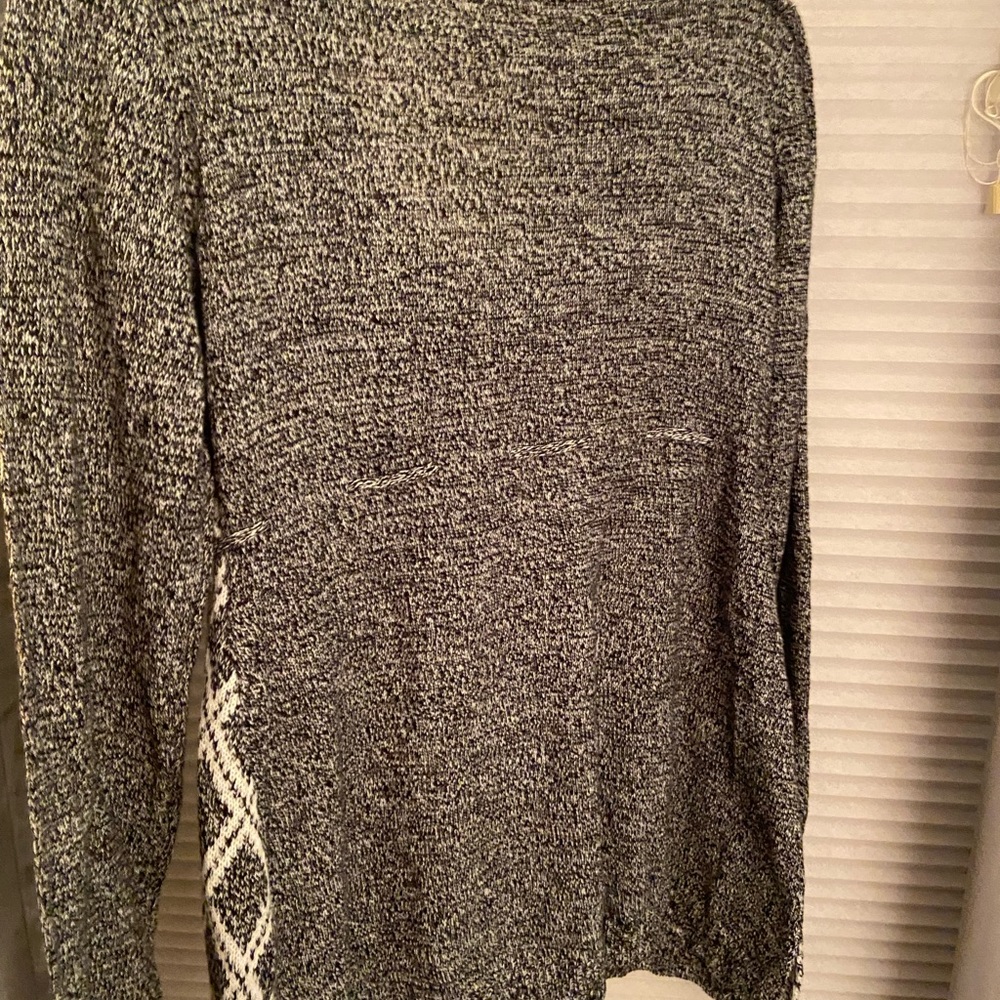 Chic Cowl Neck Sweater in Gray and Cream By Derek Love - Picture 9 of 13